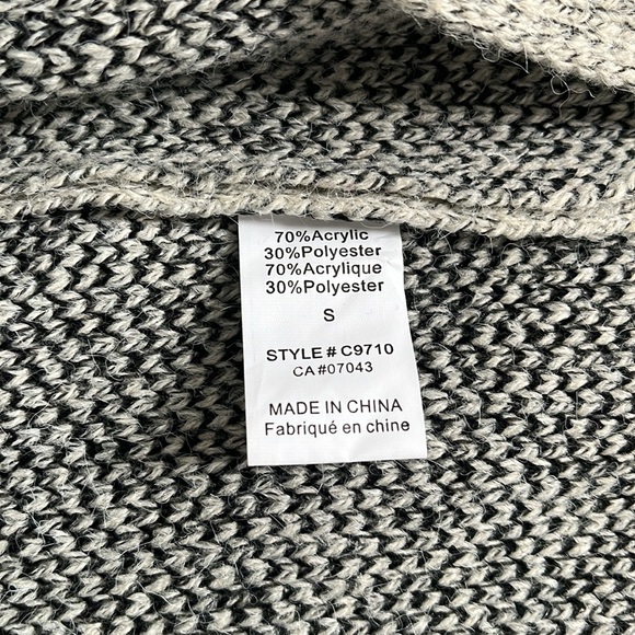 Ladies Boho Carigan - Picture 6 of 6